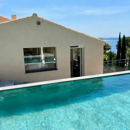 Confortable A Avec Piscine Privee Йер