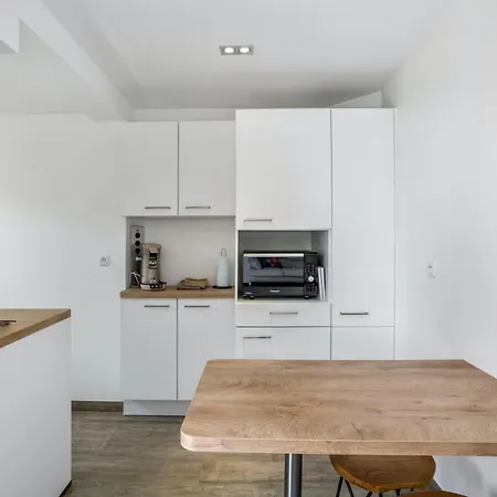 Confortable A Avec Piscine Privee Apartmán